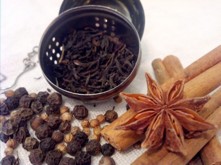 Chai - Chá Indiano com Especiarias